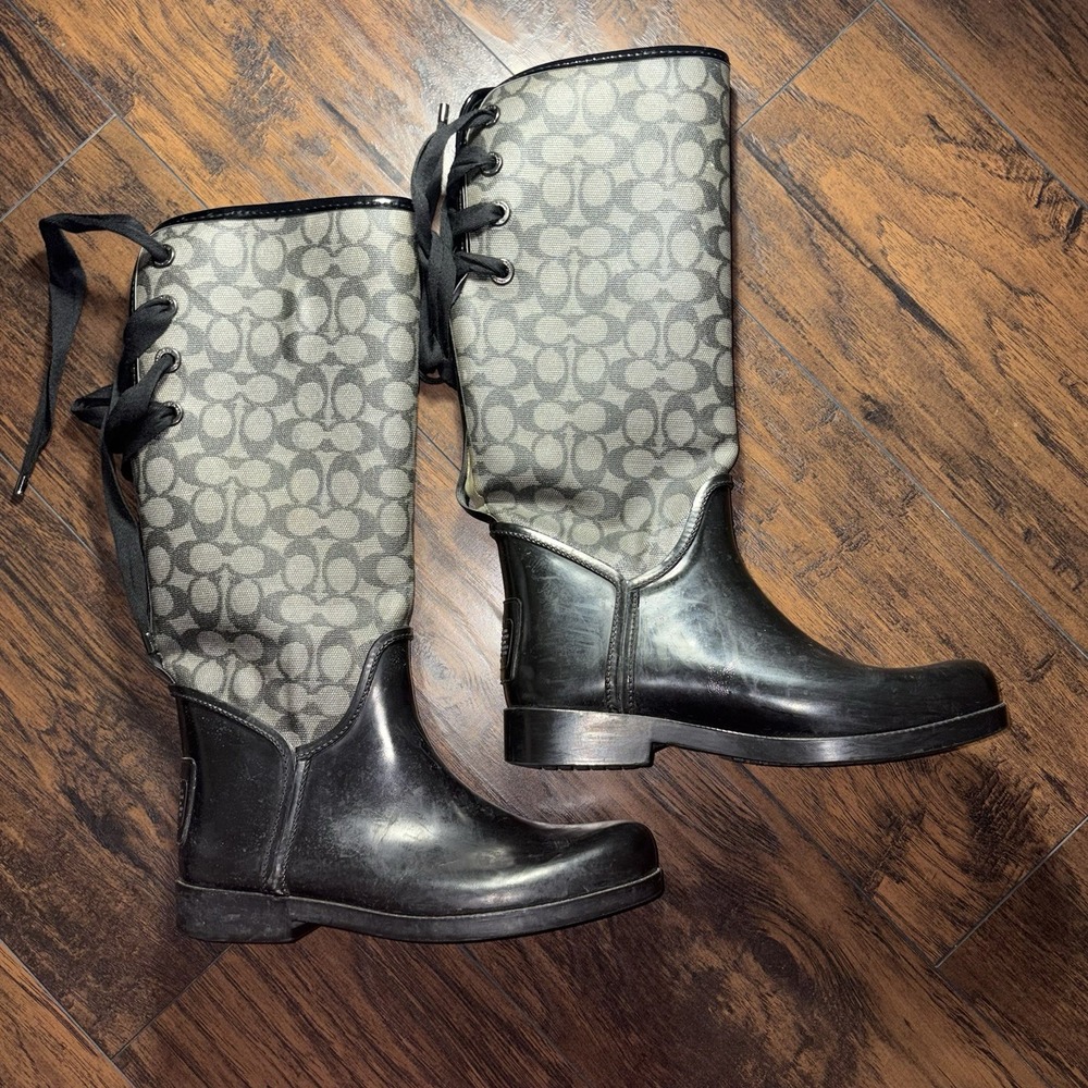 COACH Q6553 Tristee Women's Size 9B Black Signature C Lace Up Tall Rain Boots